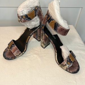 Jeffrey Campbell snake print heel Lindsay 7.5